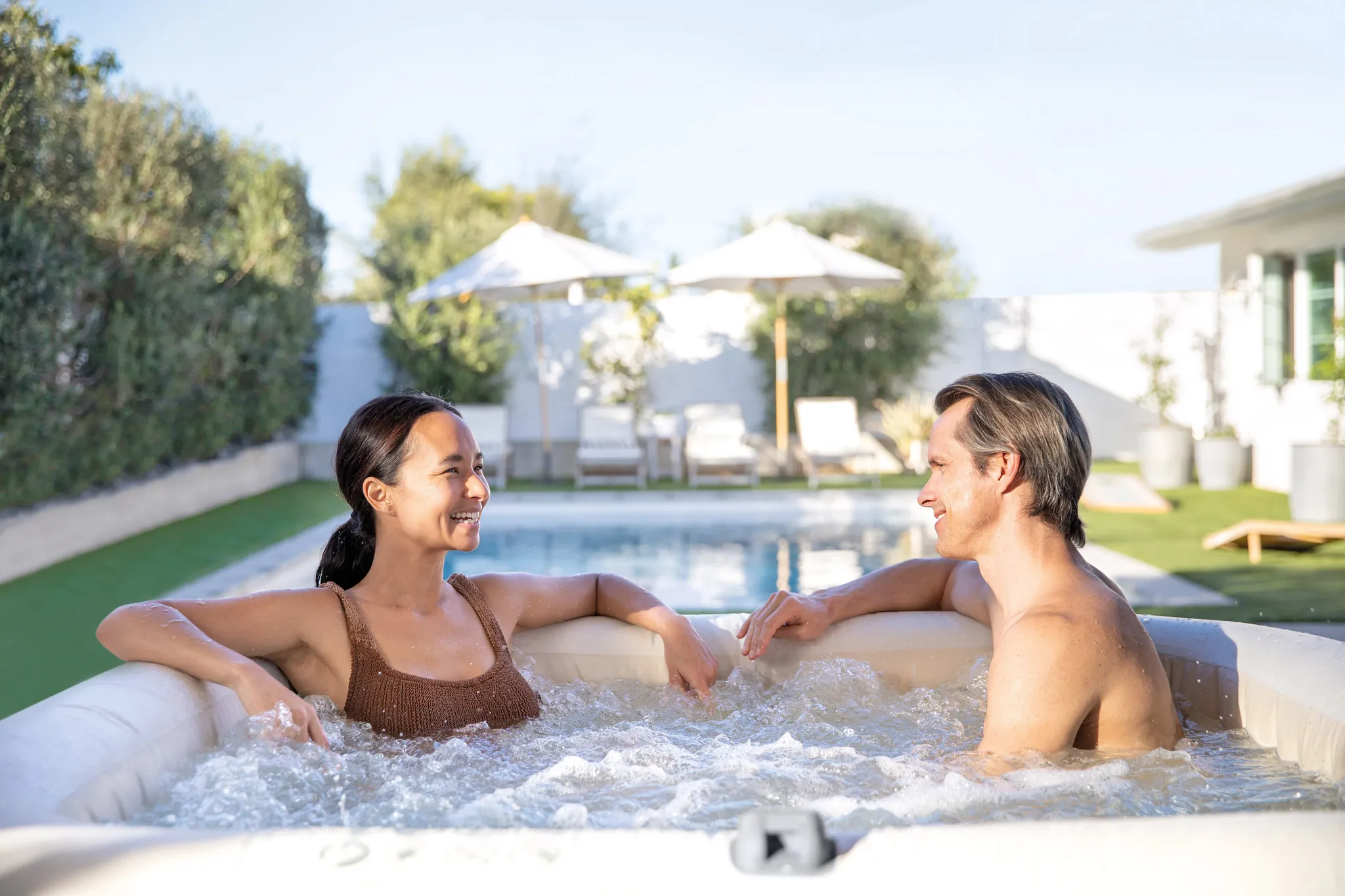 INTEX 28446NP - Whirlpool - Chevron Deluxe Square Bubble (175x175cm) für 4 Personen – Bild 4