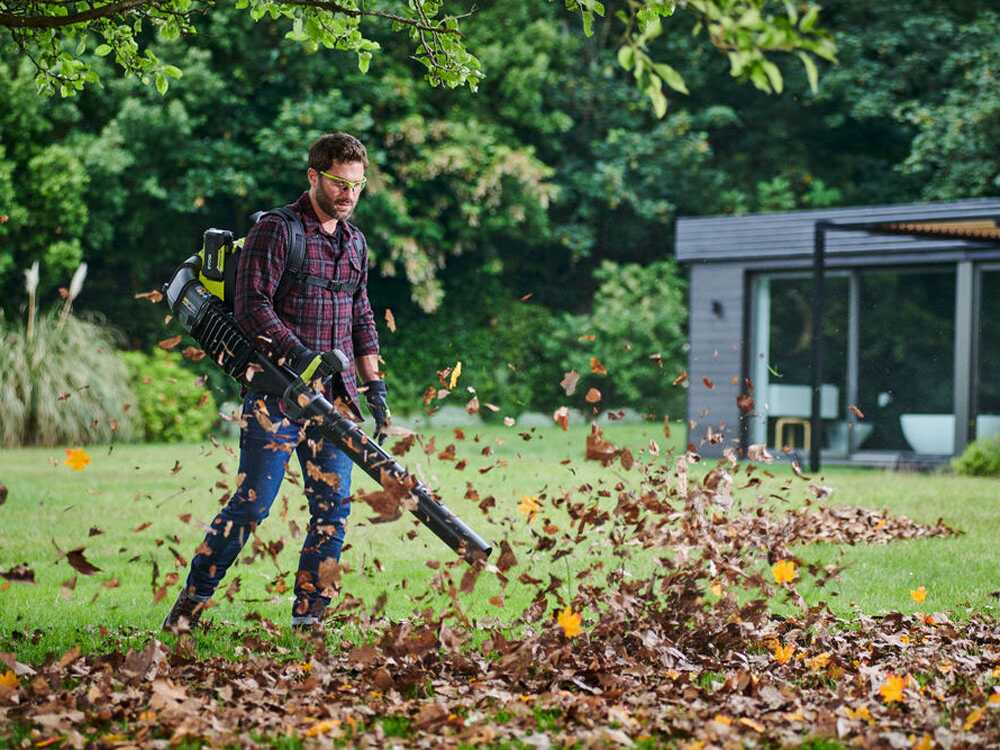 Ryobi RY36BPXB-0 - Rückentragbarer Benzin-Laubbläser - SOLO - ohne Akku und Ladegerät